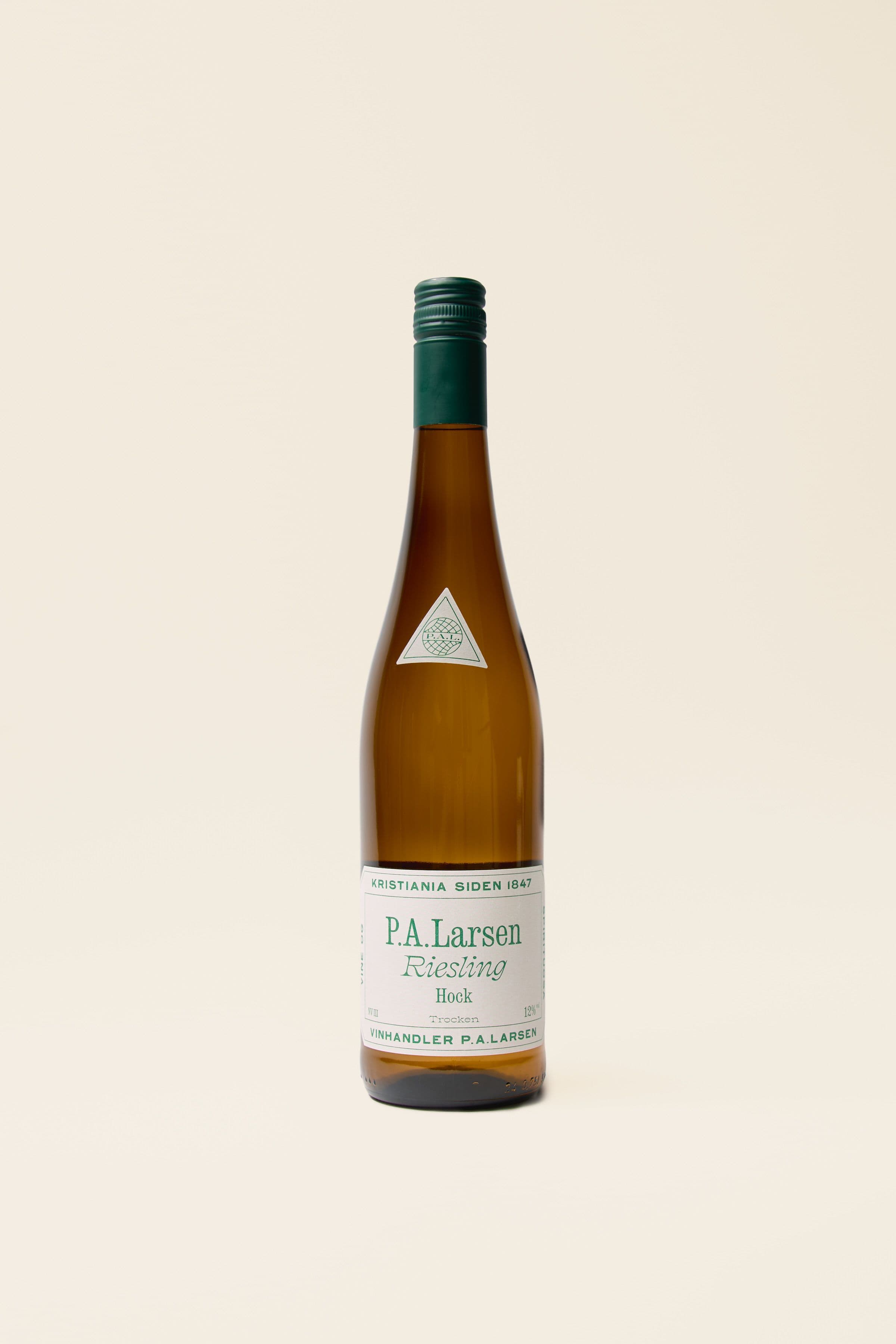P.A. Larsen Riesling Hock NV flaske